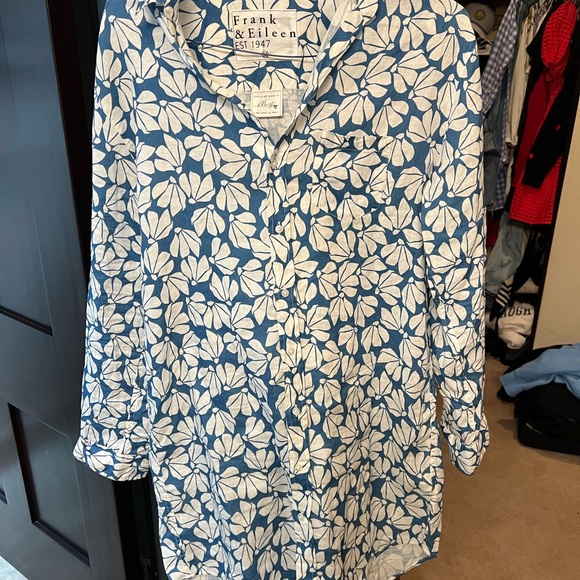 FRANK & EILEEN
MARY CLASSIC LINEN SHIRT DRESS | BLUE FLORAL - Picture 2 of 6